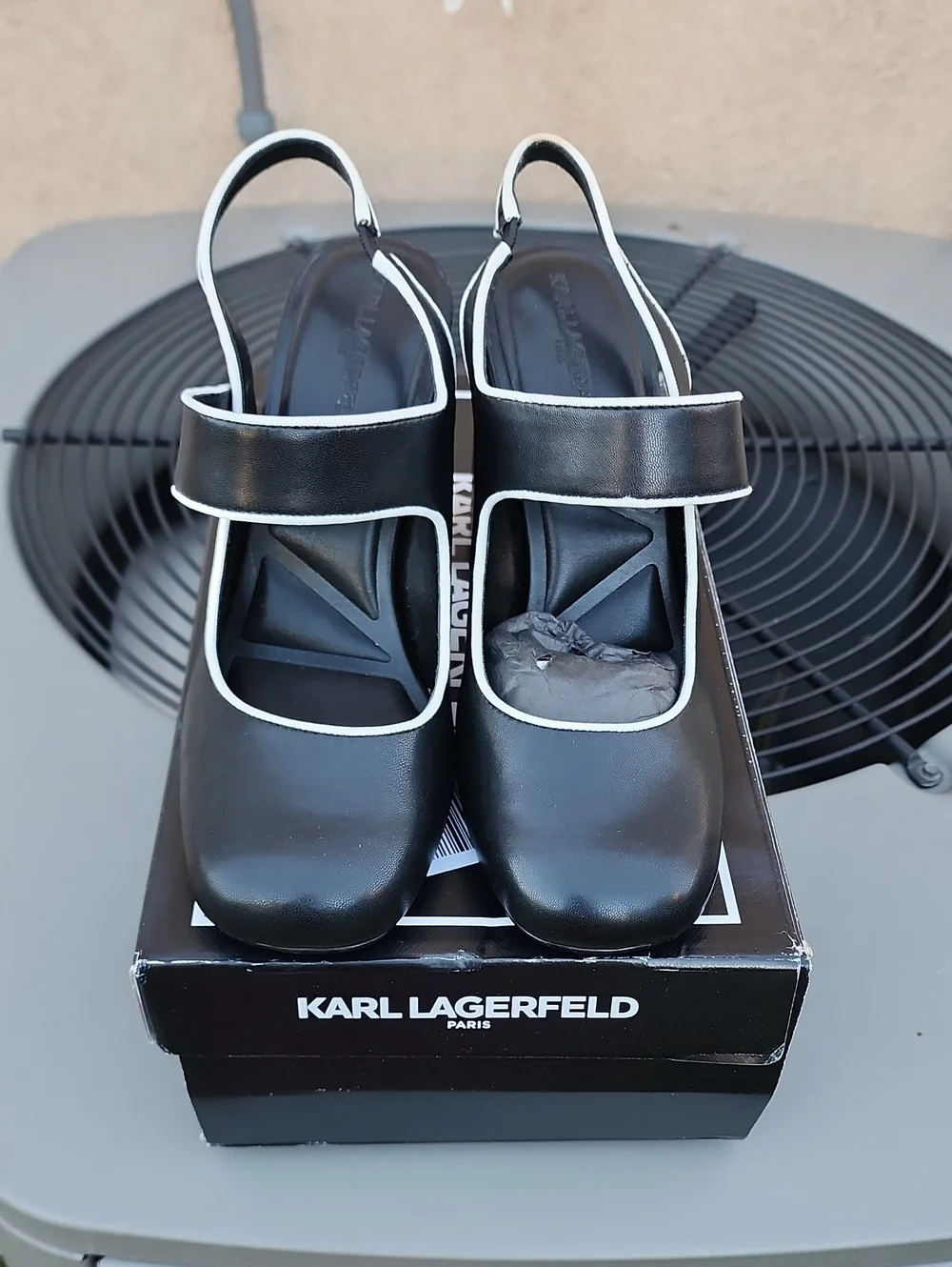 Karl Lagerfeld Black Piermont Slingback Pumps with White Piping